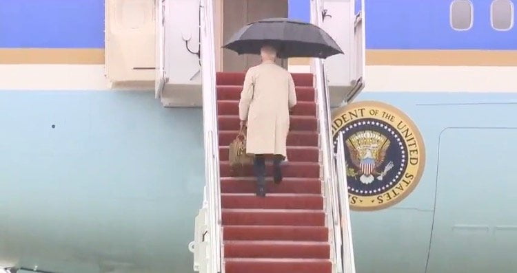 Joe Biden Nearly Slips Going up Steps to Board Air Force One (VIDEO)
