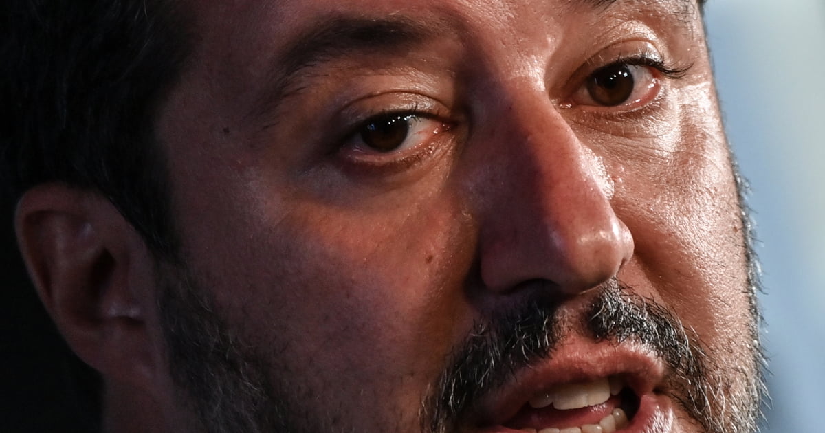 Italy’s Salvini goes on trial, accused of ‘kidnapping’ refugees | Italy