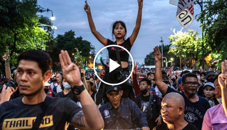 Pro-Democracy Protesters March in Thailand