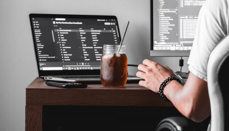 Need a Little Help Staying Motivated? This Productivity Masterclass Can Get You on Track.
