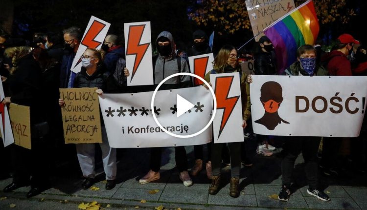 Women Protest New Abortion Restrictions in Poland