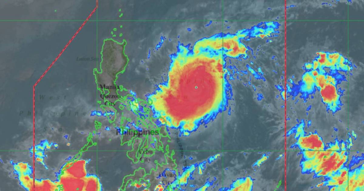 Philippines orders evacuation as strongest typhoon in 2020 nears | Philippines
