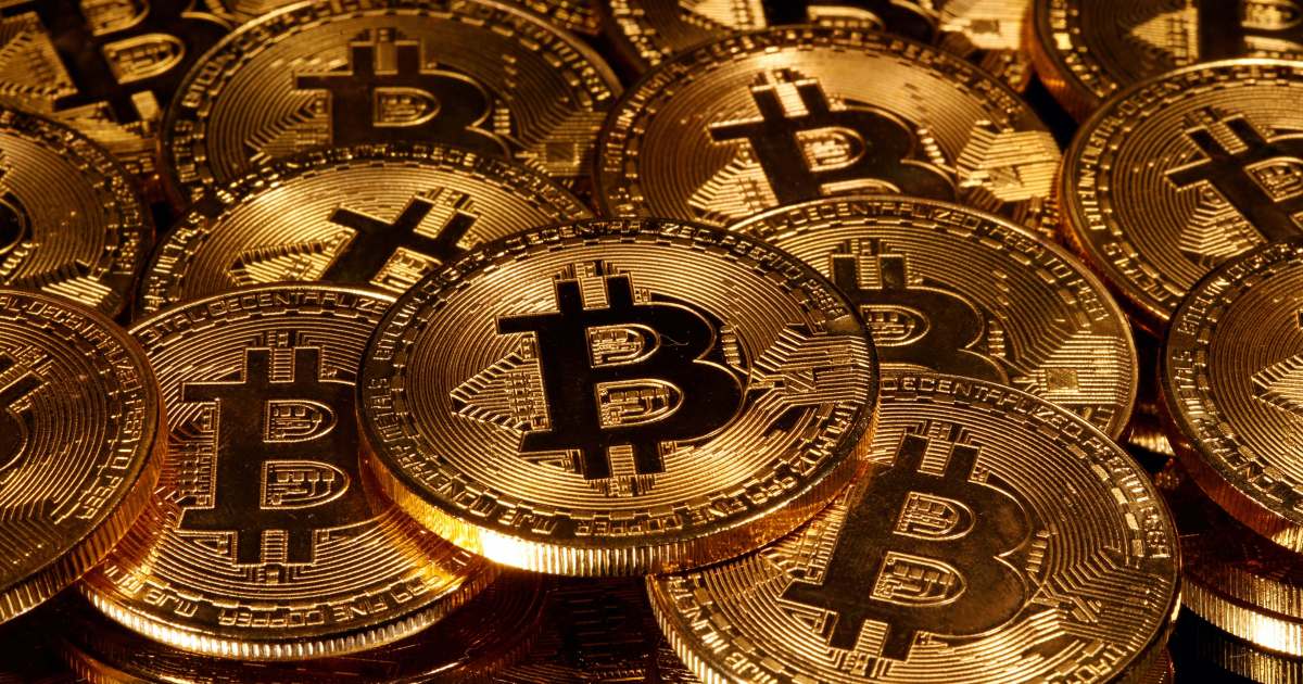 Crypto fans rejoice: Bitcoin rallies to the brink of $12,000 | US & Canada News