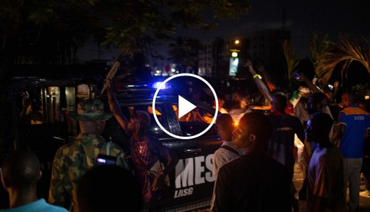 Nigerians Protest Police Brutality - The New York Times