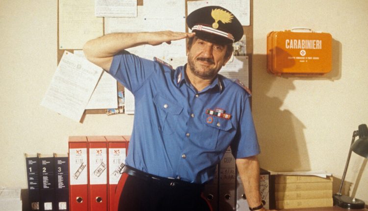 Gigi Proietti, Actor Who Embodied the Roman Spirit, Dies at 80