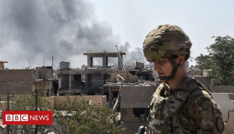 Trump 'to order further troop withdrawal' from Afghanistan and Iraq