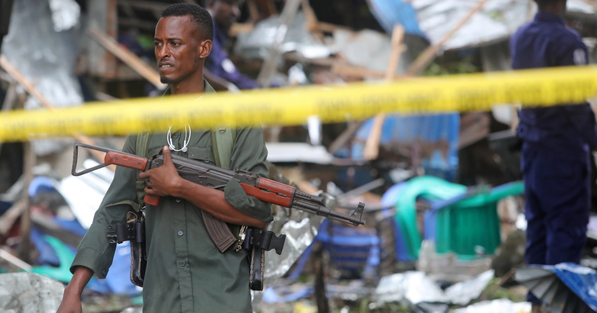 Suicide bomber kills several in Mogadishu ice-cream parlour | Somalia