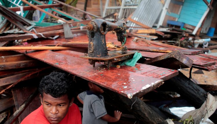 In Pictures: Iota weakens, but flooding and death toll rise | Latin America
