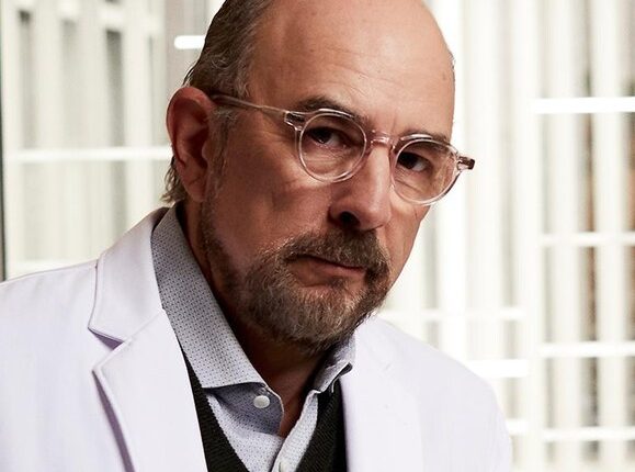 ‘The Good Doctor’ Star Richard Schiff Hospitalized With COVID-19 – Deadline