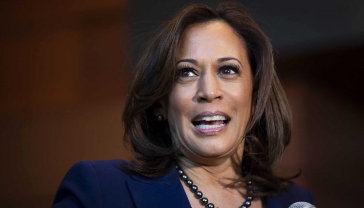 Kamala Harris Posts Her Thanksgiving Cornbread Dressing Recipe