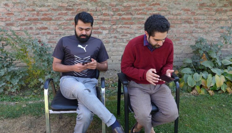 Kashmir techies create apps to circumvent slow internet speed | India