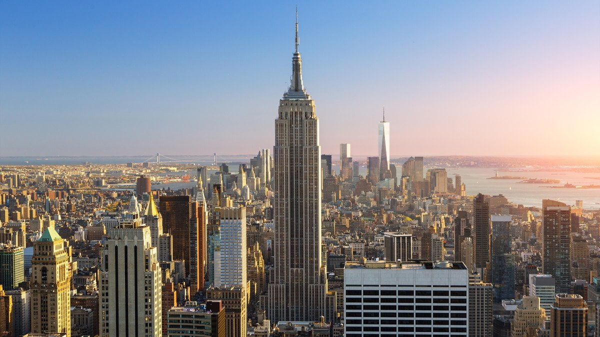 Police Responding to Bomb Threat at Empire State Building