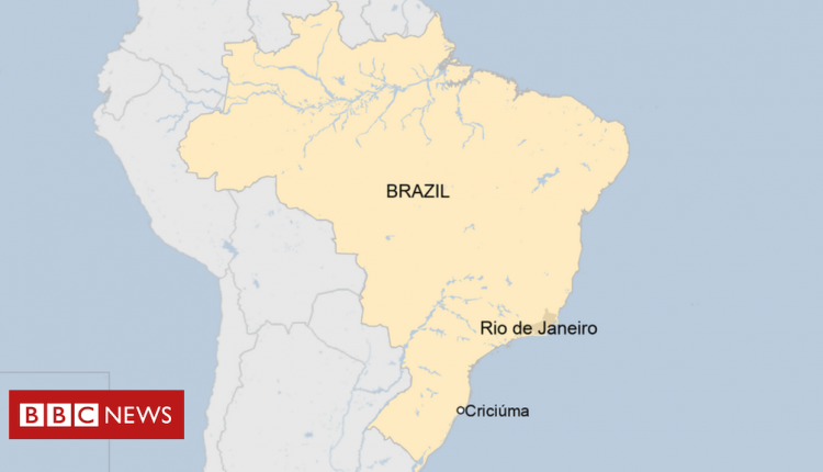 Brazil siege: Armed men 'raid banks' in Criciúma