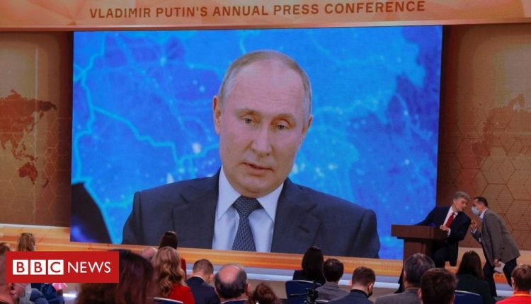Russia's Putin calls Navalny poisoning inquiry 'a trick'
