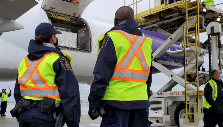 Canada receives first shipment of Moderna COVID vaccines | Coronavirus pandemic News