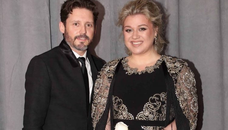 Kelly Clarkson Estranged Husband Seeking $436K In Monthly Spousal & Child Support Payments