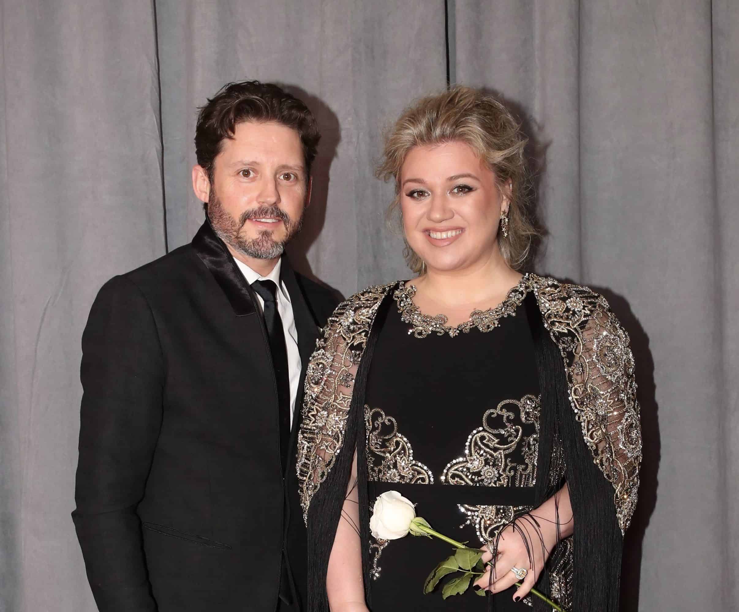 Kelly Clarkson Estranged Husband Seeking $436K In Monthly Spousal & Child Support Payments