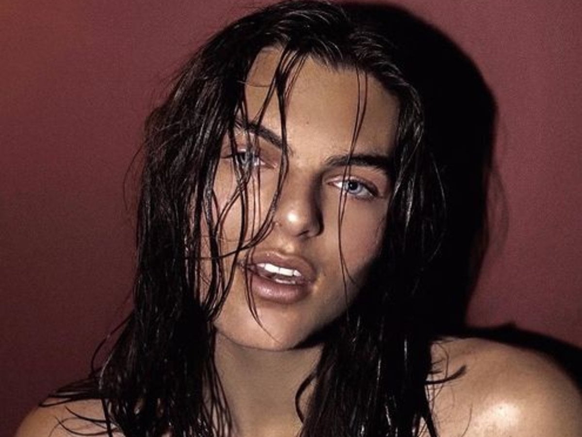 Damian Hurley Signs With IMG Models
