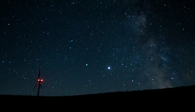 Jupiter and Saturn Head for Closest Visible Alignment in 800 Years