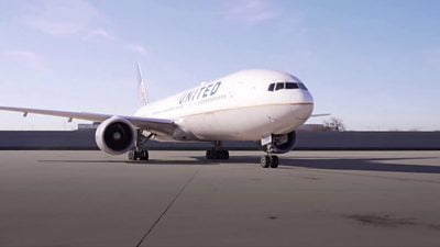 United Airlines plane ships vaccine across US