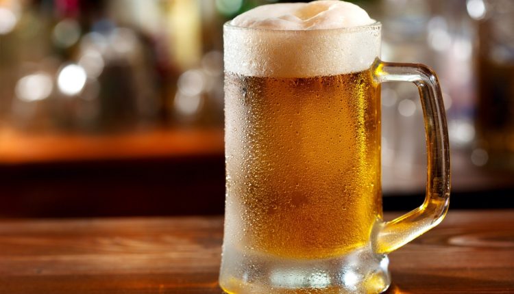 On average, Mexicans consume 1.3 liters of beer per week: INEGI