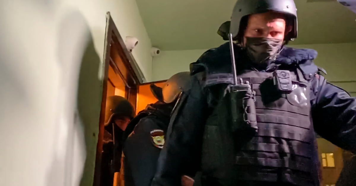 Navalny: Police detain brother, search home ahead of new protests | Politics News