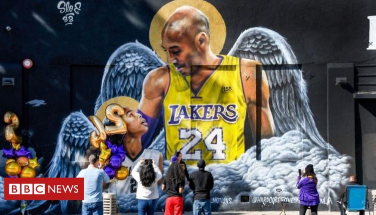 Kobe Bryant crash: Pilot 'likely disorientated amid fog'