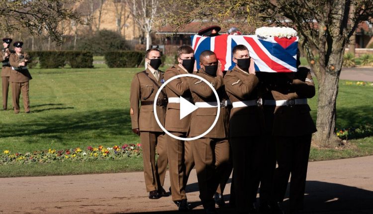 ‘Captain Tom,’ British Pandemic Hero, Is Honored at Funeral