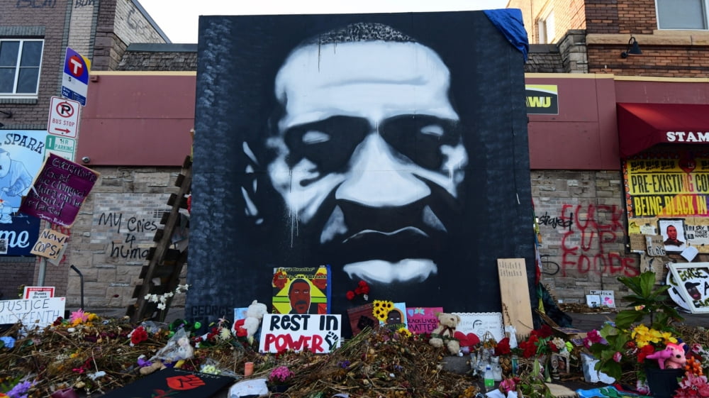 LAPD probes ‘cruel’ George Floyd photo, murder trial weeks away | Black Lives Matter News