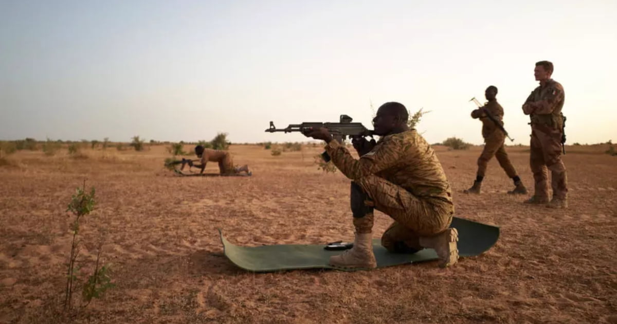 Is a new strategy needed to fight armed groups in the Sahel?