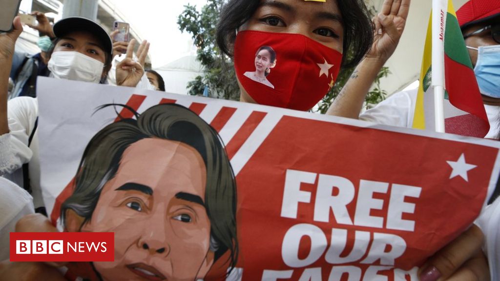 Myanmar coup: Aung San Suu Kyi appears in court to face fresh charges