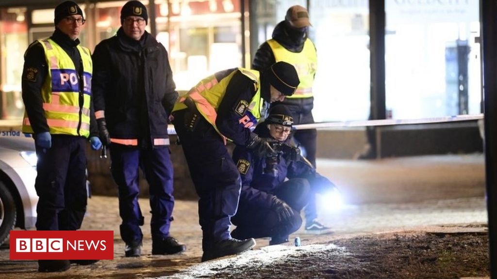 Sweden attack: Man injures seven in stabbing attack