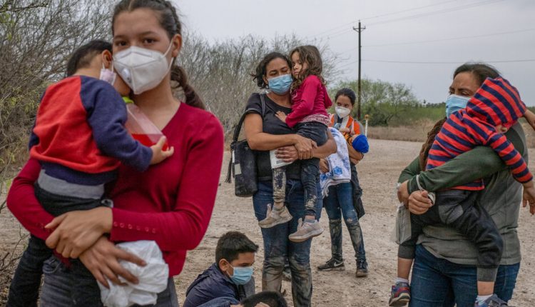 Surge in Migrants Defies Easy or Quick Solutions for Biden