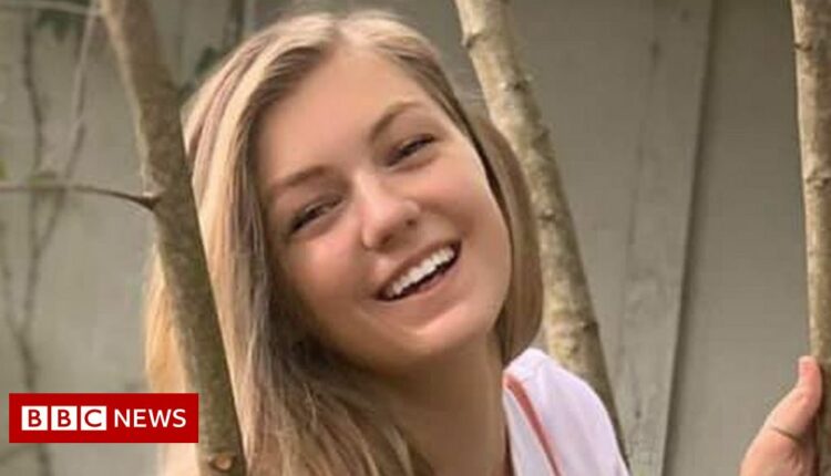 Gabby Petito: Police hunt woman missing from trip with fiancé